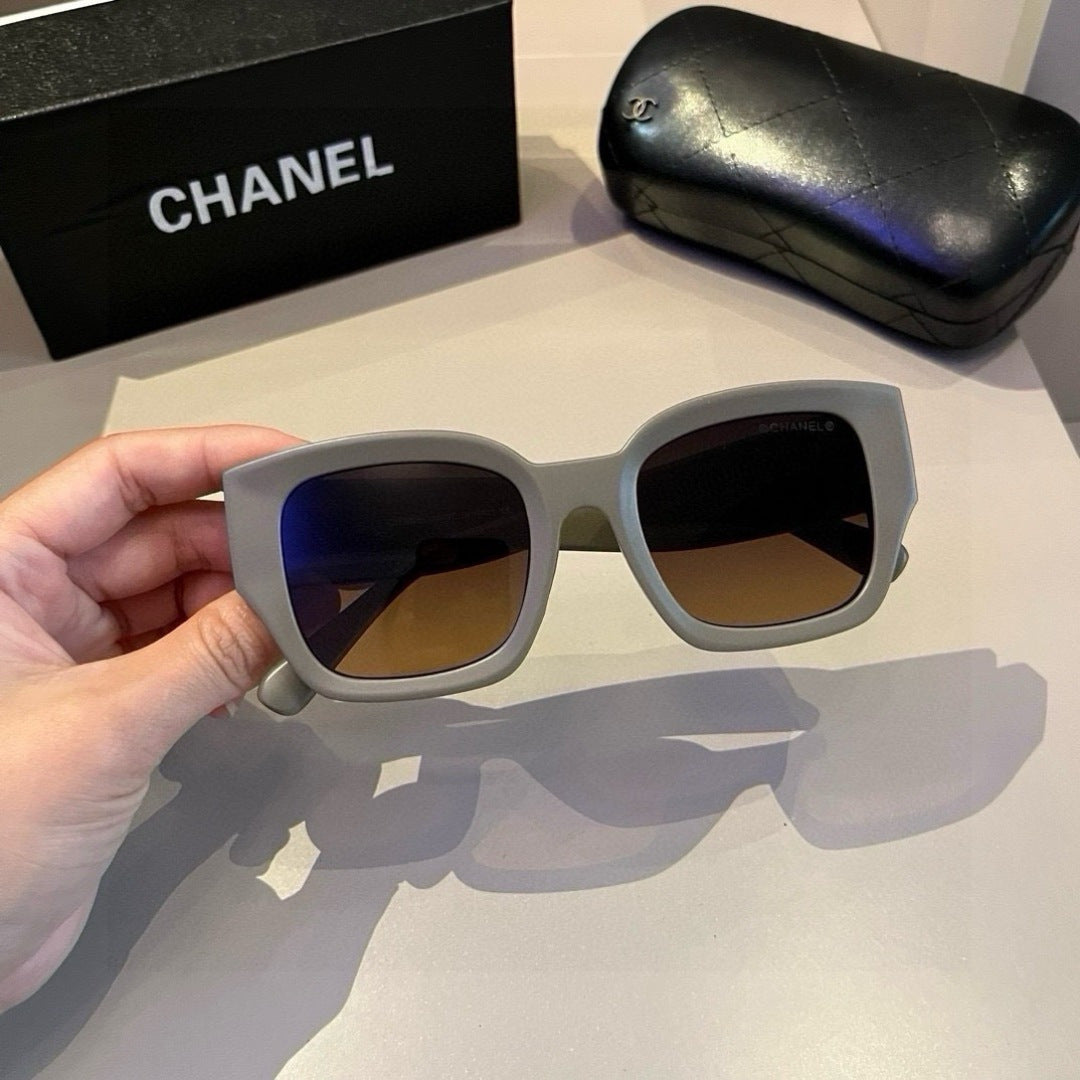 Chanel Fashion Brown Lens Sunglasses for Men & Women - 382229 - detail image 2