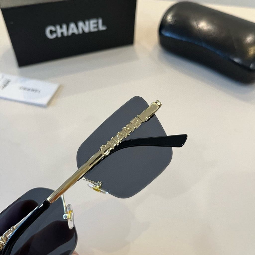 Chanel Oversized Silver Lens Sunglasses for Men & Women - 358024 - detail image 7