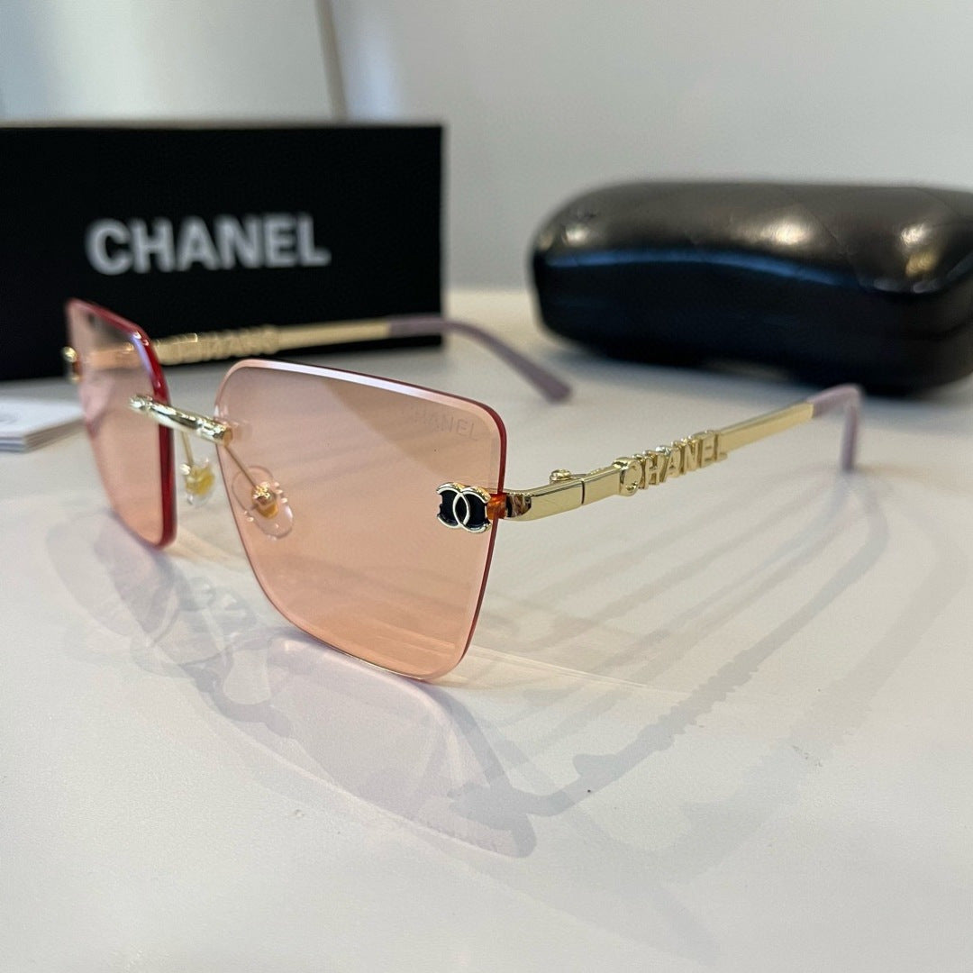 Chanel Oversized Gold Lens Sunglasses for Men & Women - 358025 - detail image 3