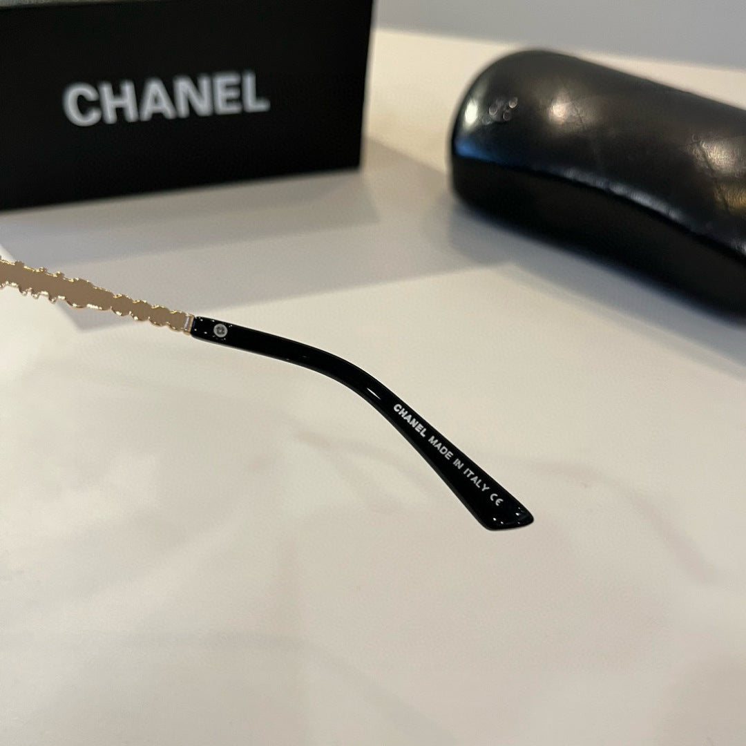 Chanel Oversized Silver Lens Sunglasses for Men & Women - 415216 - detail image 10