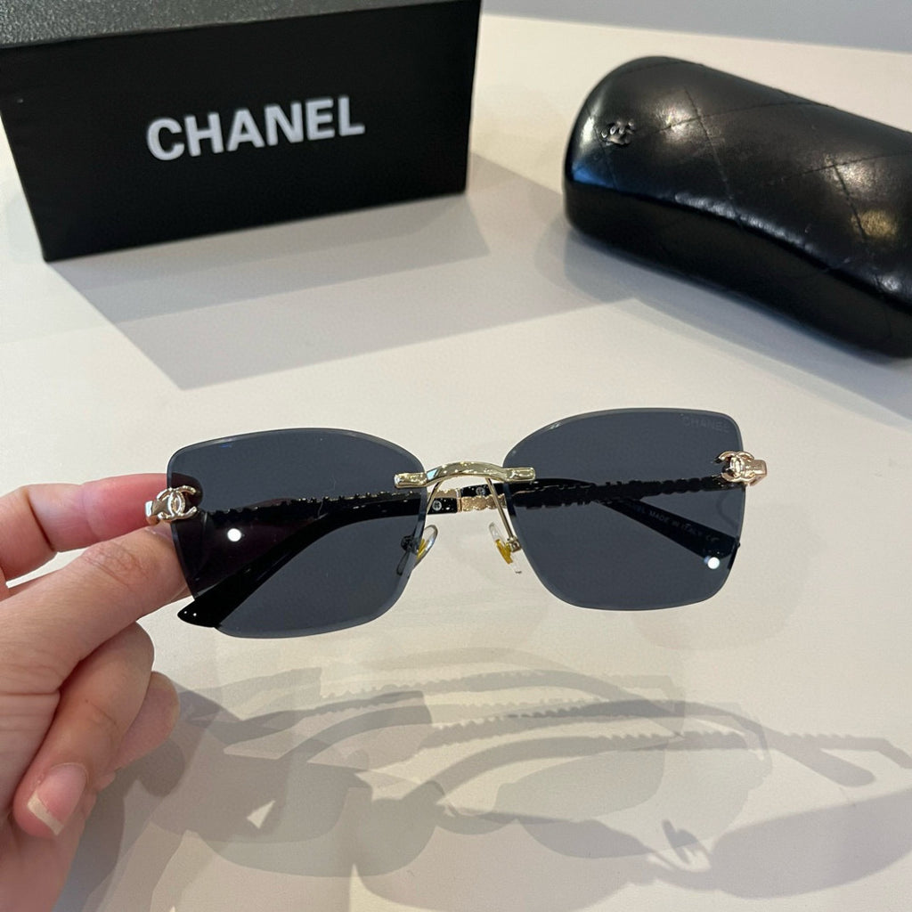 Chanel Oversized Silver Lens Sunglasses for Men & Women - 358026 - detail image 5