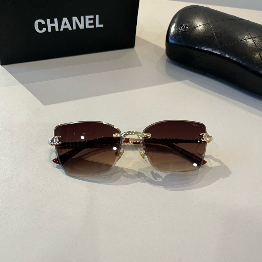 Chanel Oversized Brown Lens Sunglasses for Men & Women - 358027 - detail image 4