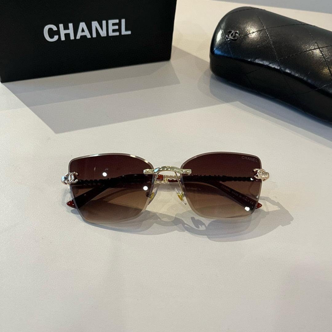 Chanel Oversized Brown Lens Sunglasses for Men & Women - 358027 - detail image 4