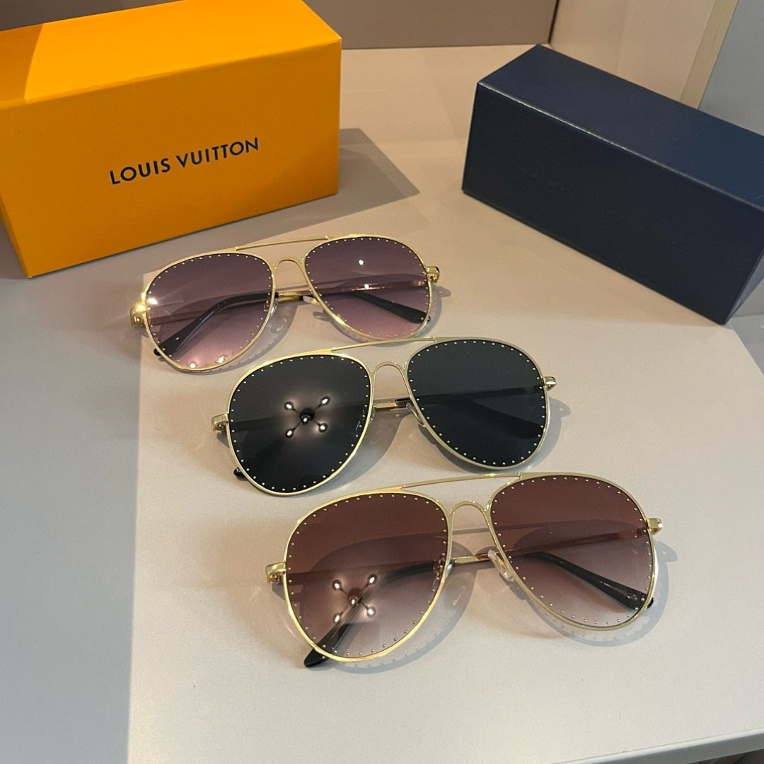 Louis Vuitton Metal Aviator Gold Lens Sunglasses for Men & Women - 414808 - detail image 11