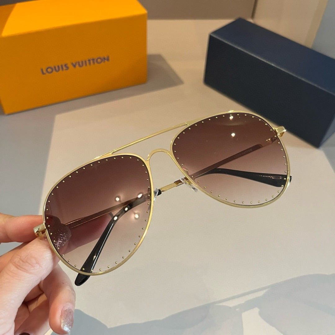 Louis Vuitton Metal Aviator Gold Lens Sunglasses for Men & Women - 414808 - detail image 6
