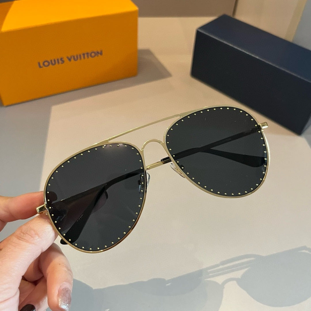Louis Vuitton Metal Aviator Gold Lens Sunglasses for Men & Women - detail image 5