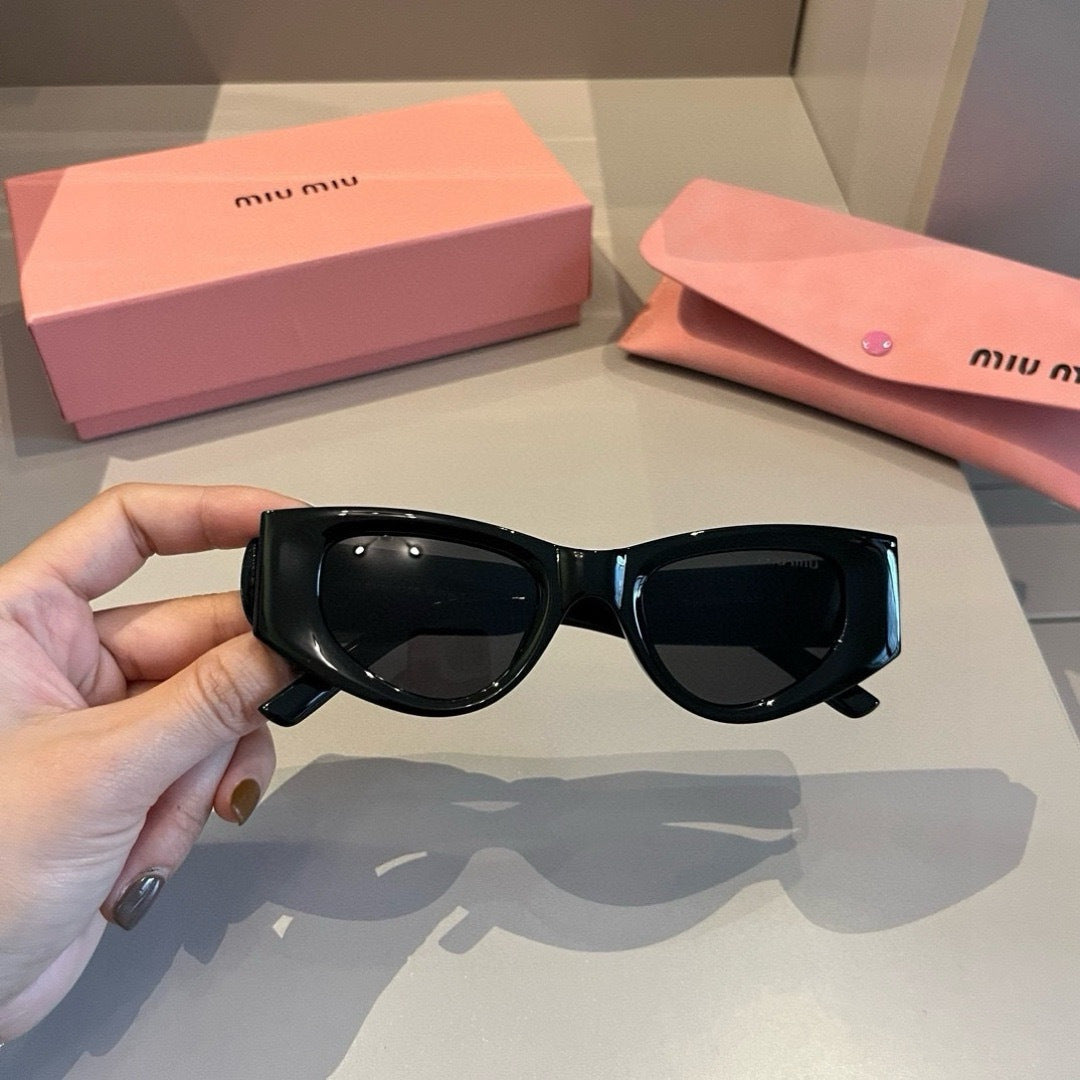 Miu Miu Cat-Eye Gold Lens Sunglasses for Men & Women - 372415 - detail image 2