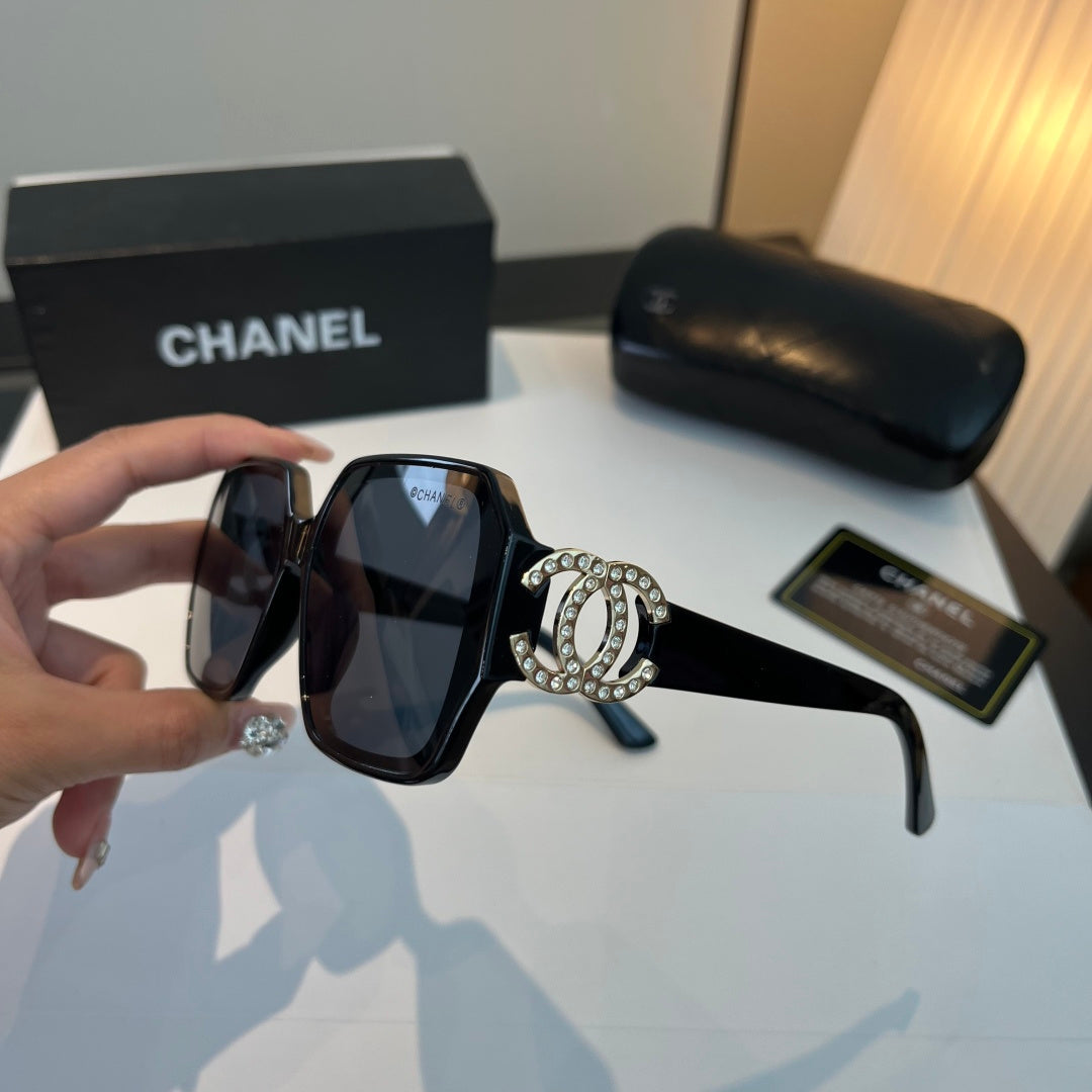 Chanel Fashion Blue Lens Sunglasses for Men & Women - 382257 - detail image 4