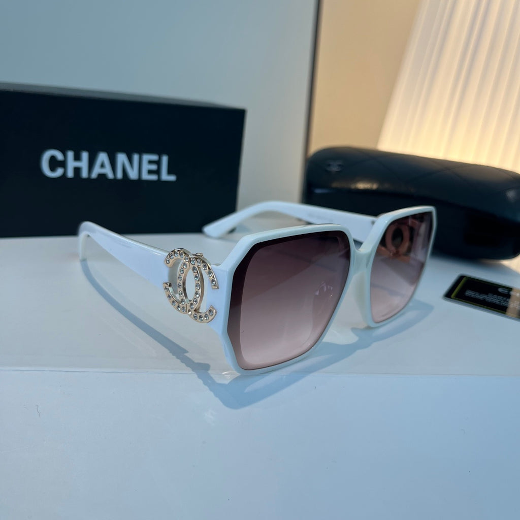 Chanel Fashion Silver Lens Sunglasses for Men & Women - 158304