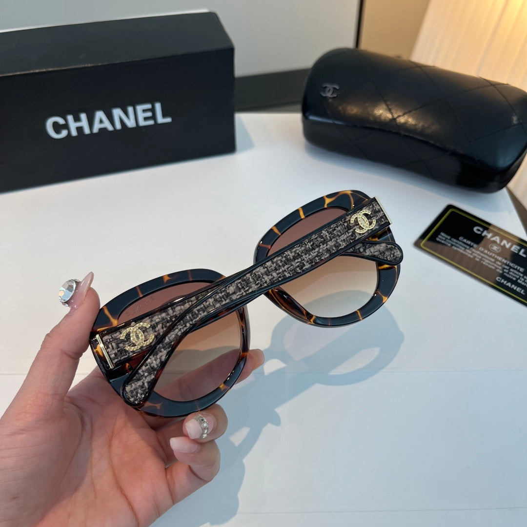 Chanel Fashion Blue Lens Sunglasses for Men & Women - 371702 - detail image 8
