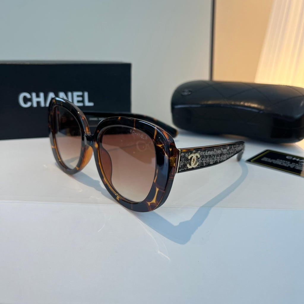 Chanel Fashion Blue Lens Sunglasses for Men & Women - 371702 - detail image 3