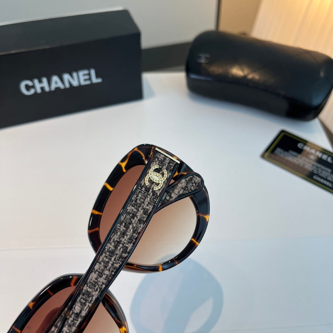 Chanel Fashion Blue Lens Sunglasses for Men & Women - 371702 - detail image 7