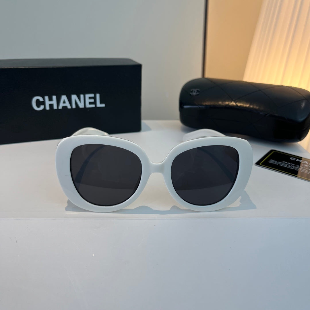 Chanel Fashion Silver Lens Sunglasses for Men & Women - 371703 - detail image 2