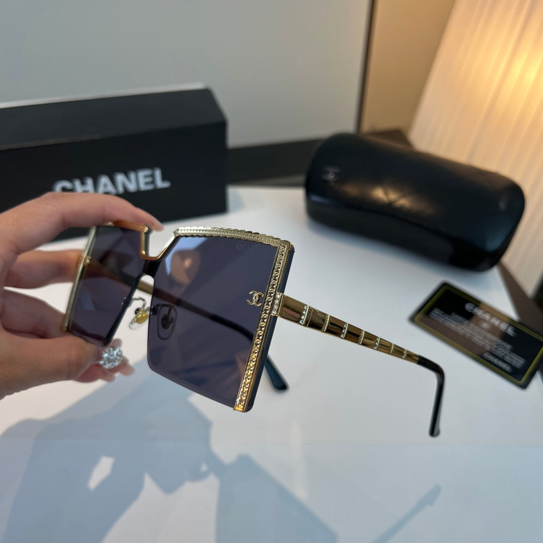 Chanel Polarized Fashion Blue Lens Sunglasses for Men & Women - 158312 - detail image 4