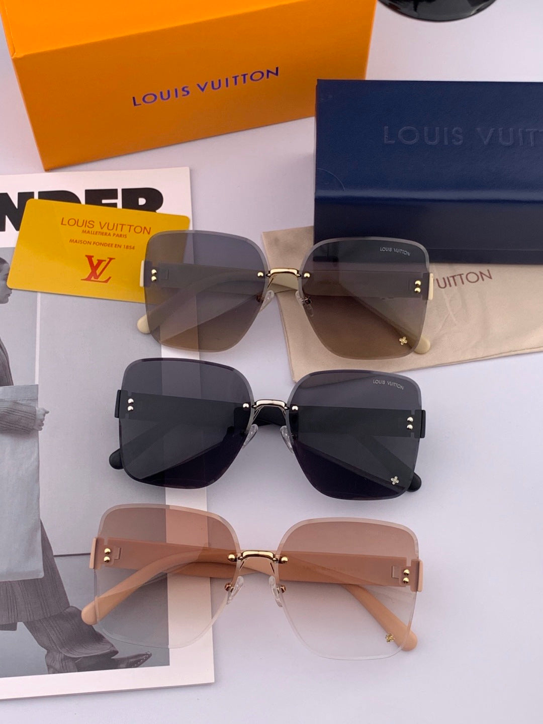 Louis Vuitton L1550 Square Black Lens Sunglasses for Men & Women - 933819 - detail image 5