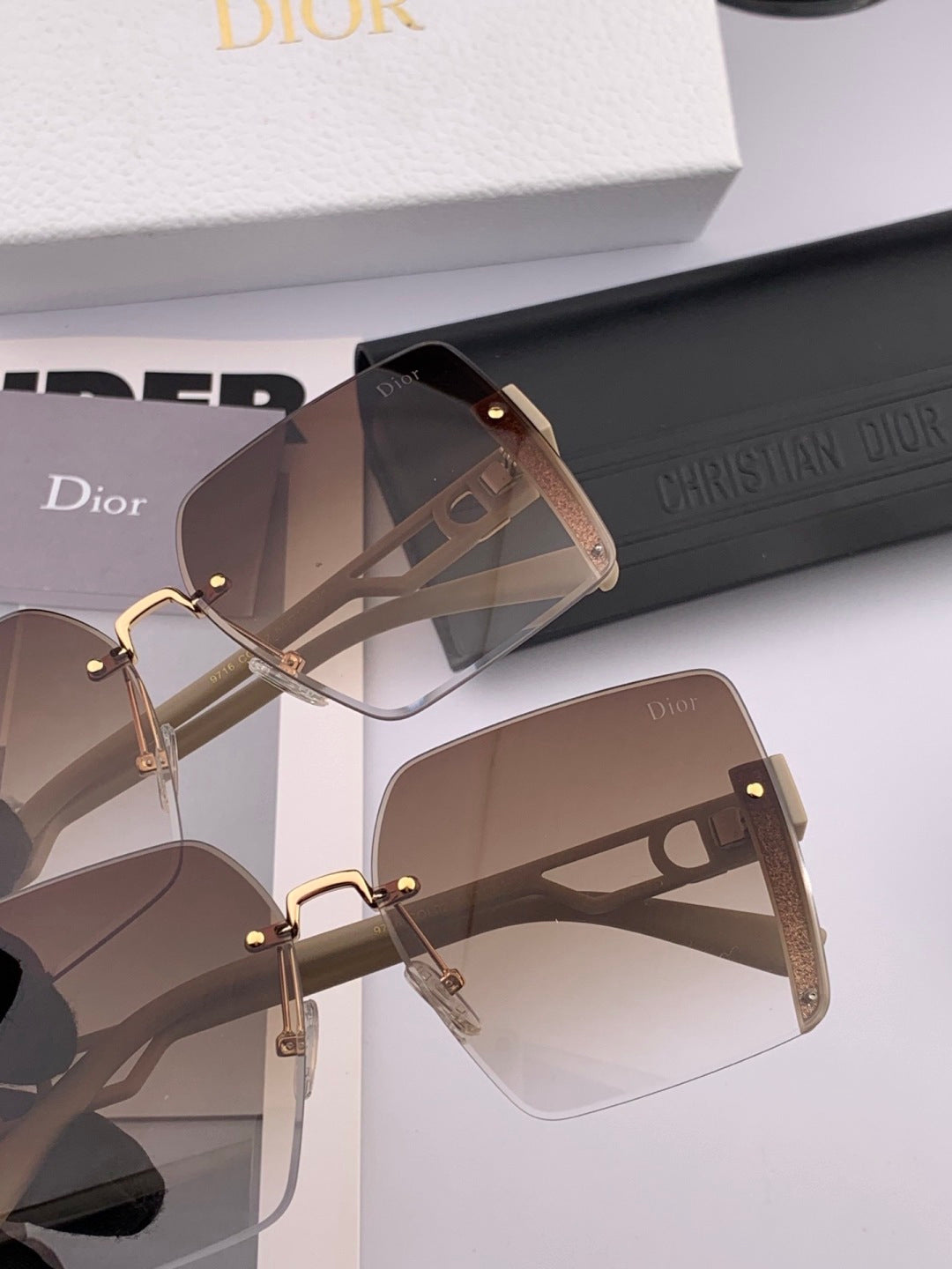 Dior CD6971 Square Brown Lens Sunglasses for Women - detail image 4