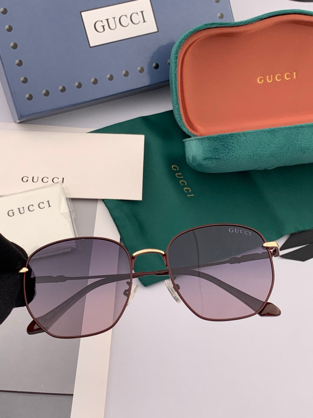 Gucci G7305 Polarized Fashion Gold Lens Sunglasses for Women - 934084 - detail image 2