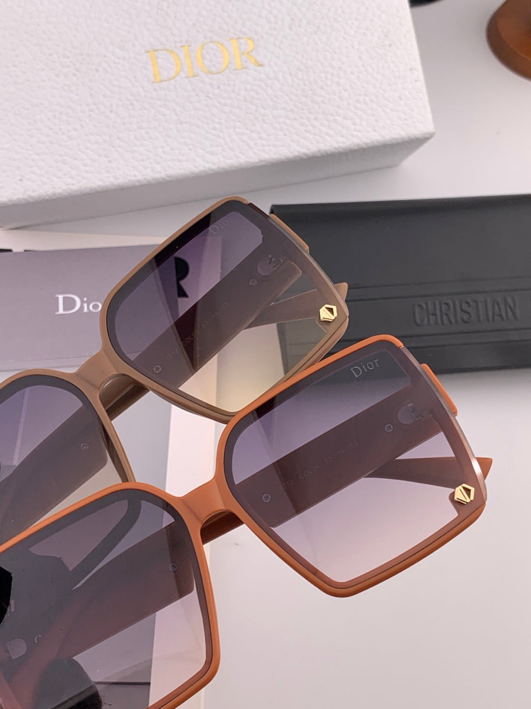 Dior CD1277 Polarized Square Red Lens Sunglasses for Women - 934548 - detail image 4