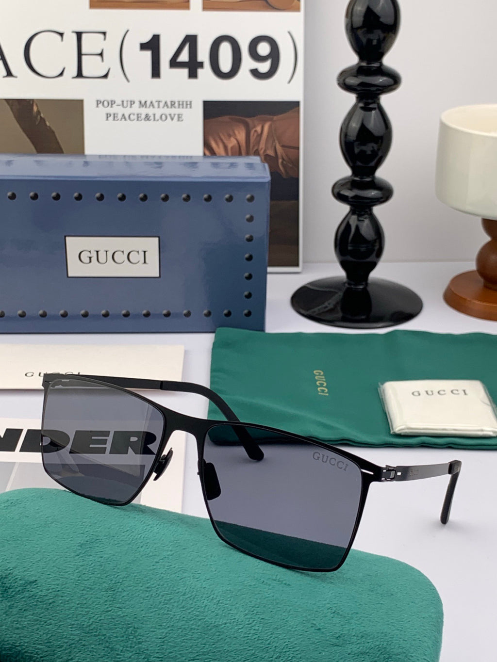 Gucci G0731 Polarized Fashion Black Lens Sunglasses for Men & Women - detail image 4