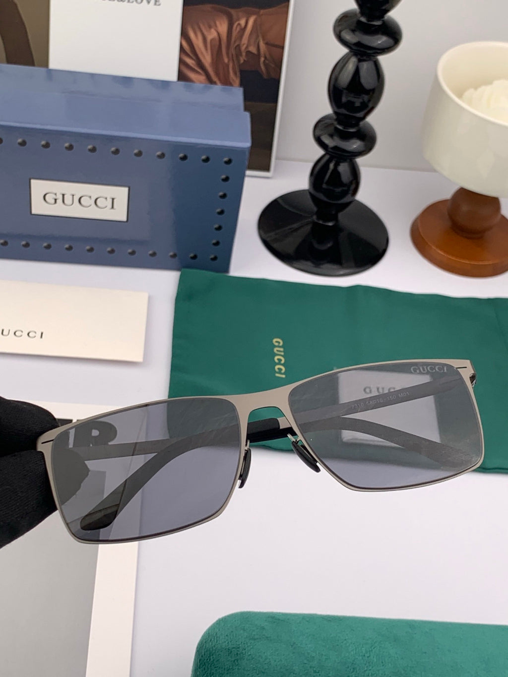 Gucci G0731 Polarized Fashion Black Lens Sunglasses for Men & Women - detail image 2