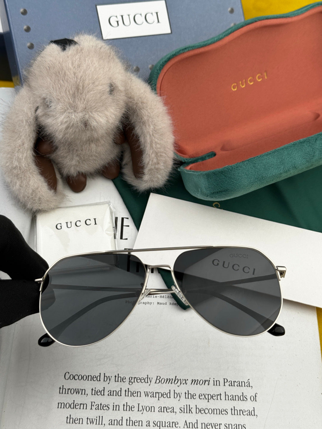 Gucci G198 Polarized Fashion Gold Lens Sunglasses for Men & Women - detail image 2