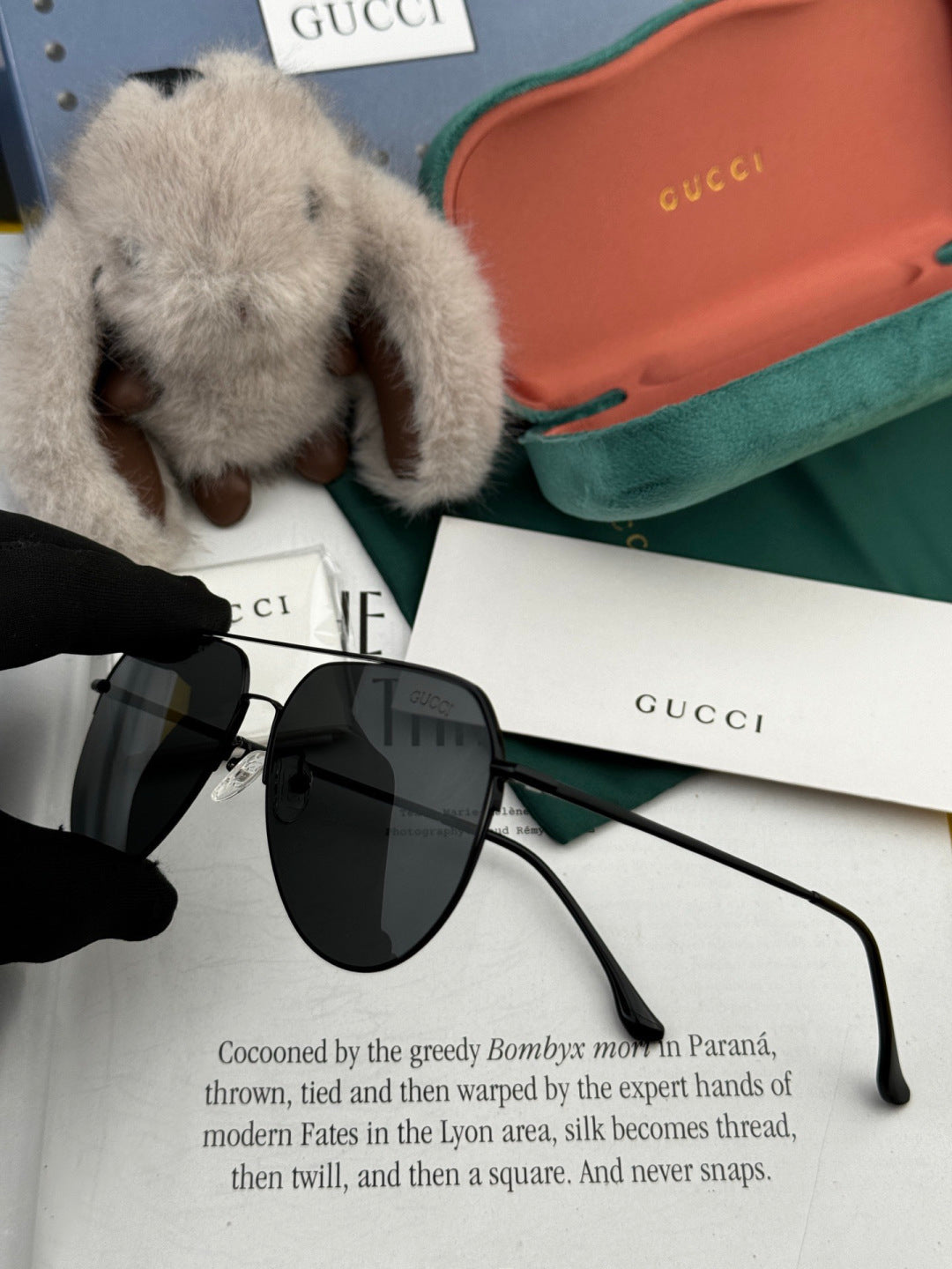 Gucci G198 Polarized Fashion Gold Lens Sunglasses for Men & Women - detail image 4