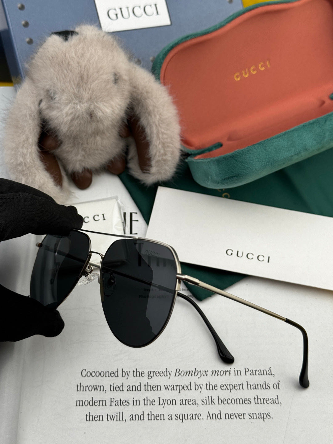 Gucci G198 Polarized Fashion Gold Lens Sunglasses for Men & Women - detail image 5