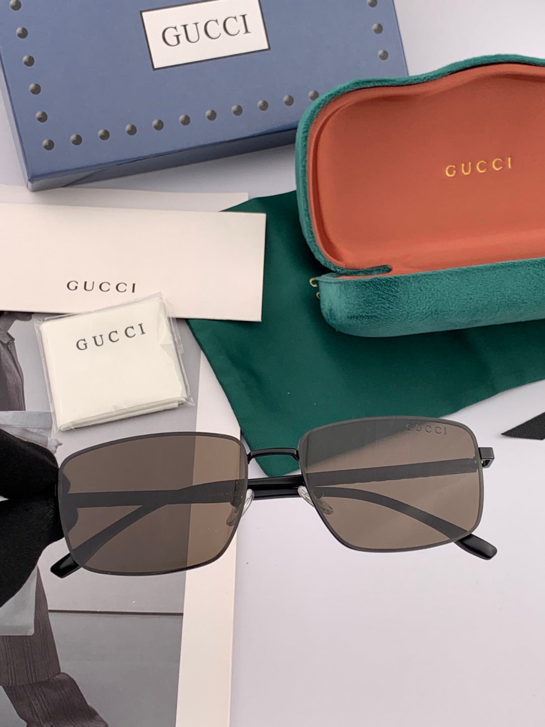 Gucci G78902 Polarized Aviator Red Lens Sunglasses for Men - detail image 2