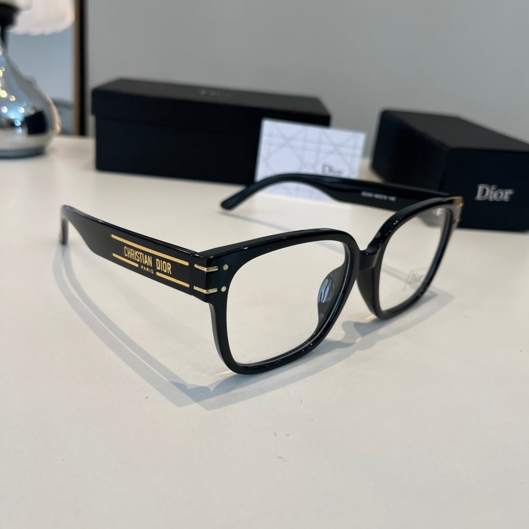 Dior Fashion Silver Lens Sunglasses for Men & Women - 486810