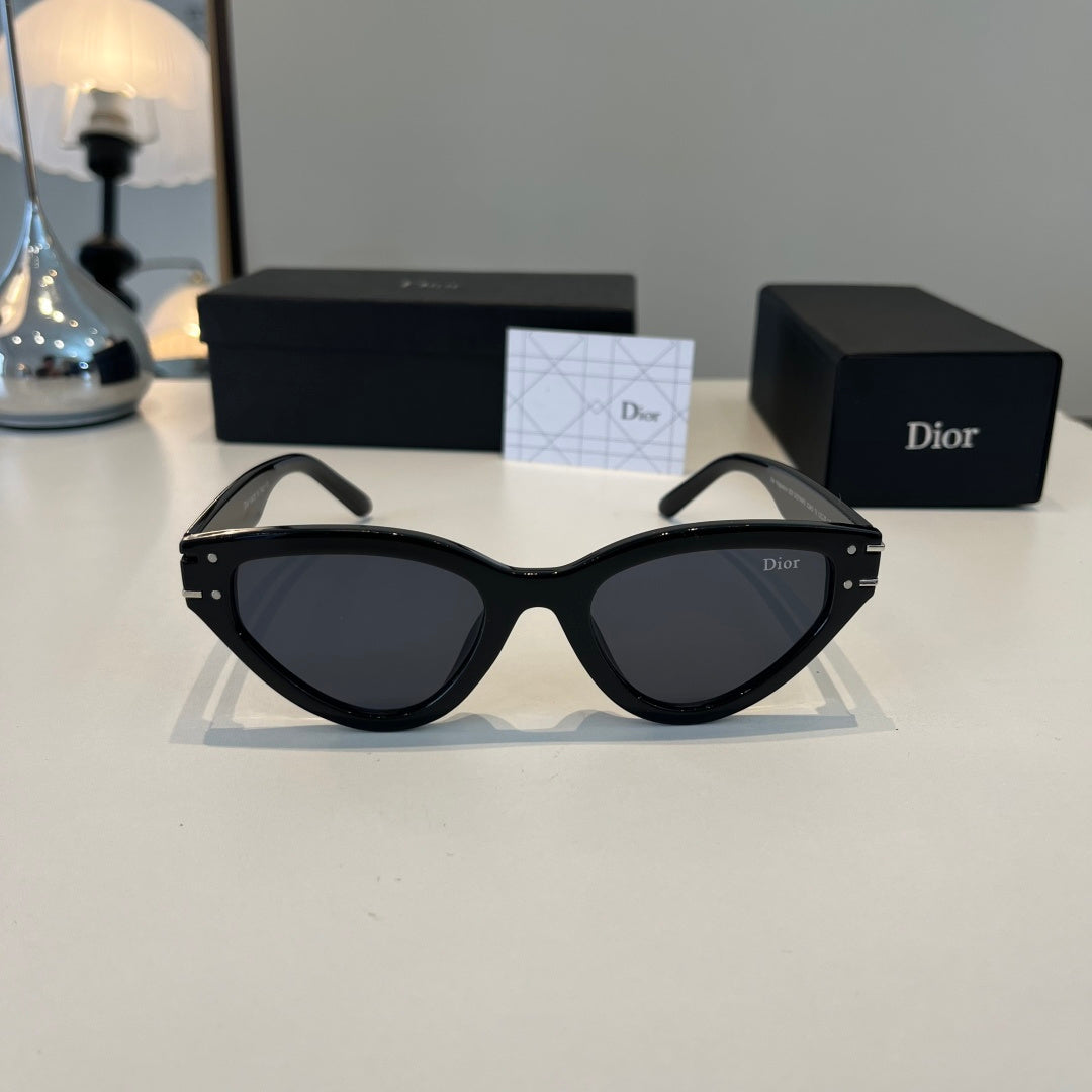 Dior Fashion Black Lens Sunglasses for Men & Women - 431891 - detail image 2