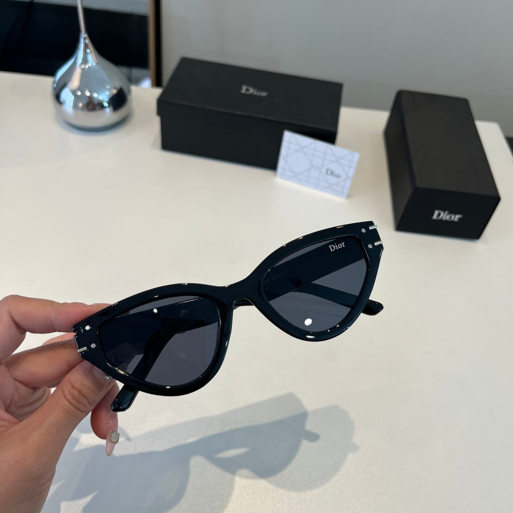 Dior Fashion Black Lens Sunglasses for Men & Women - 486811 - detail image 6