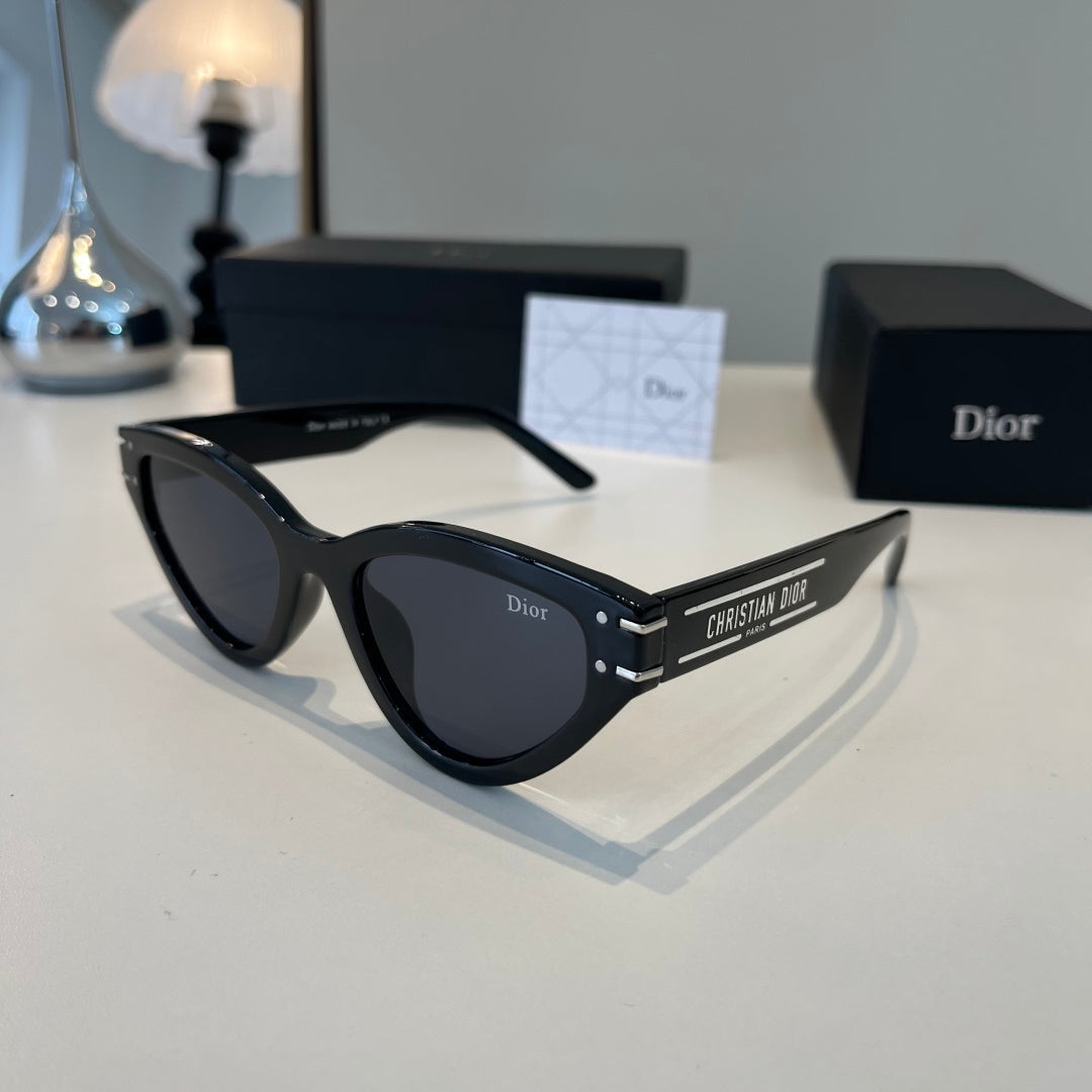 Dior Fashion Black Lens Sunglasses for Men & Women - 486811 - detail image 3