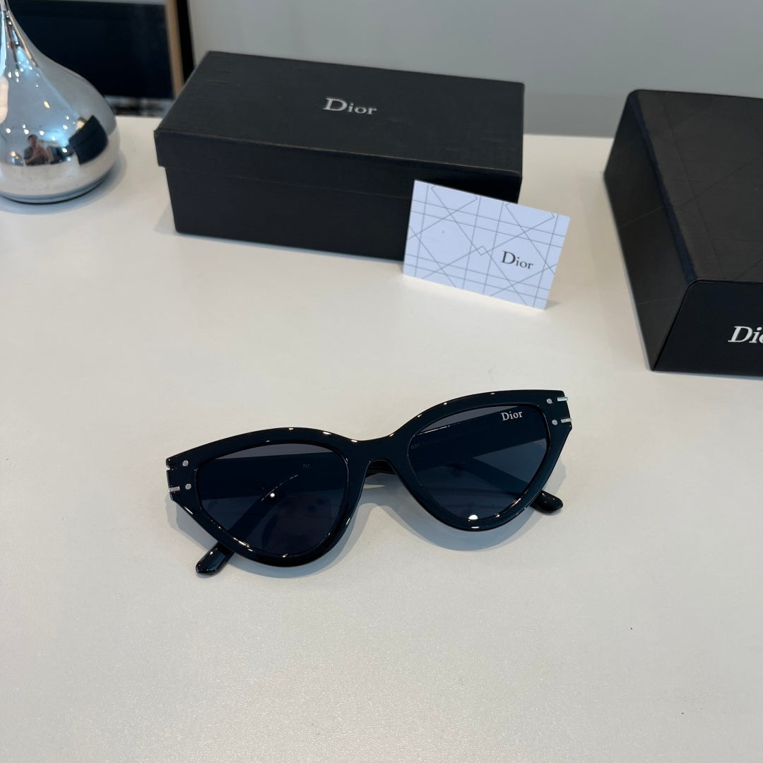 Dior Fashion Black Lens Sunglasses for Men & Women - 486811 - detail image 11