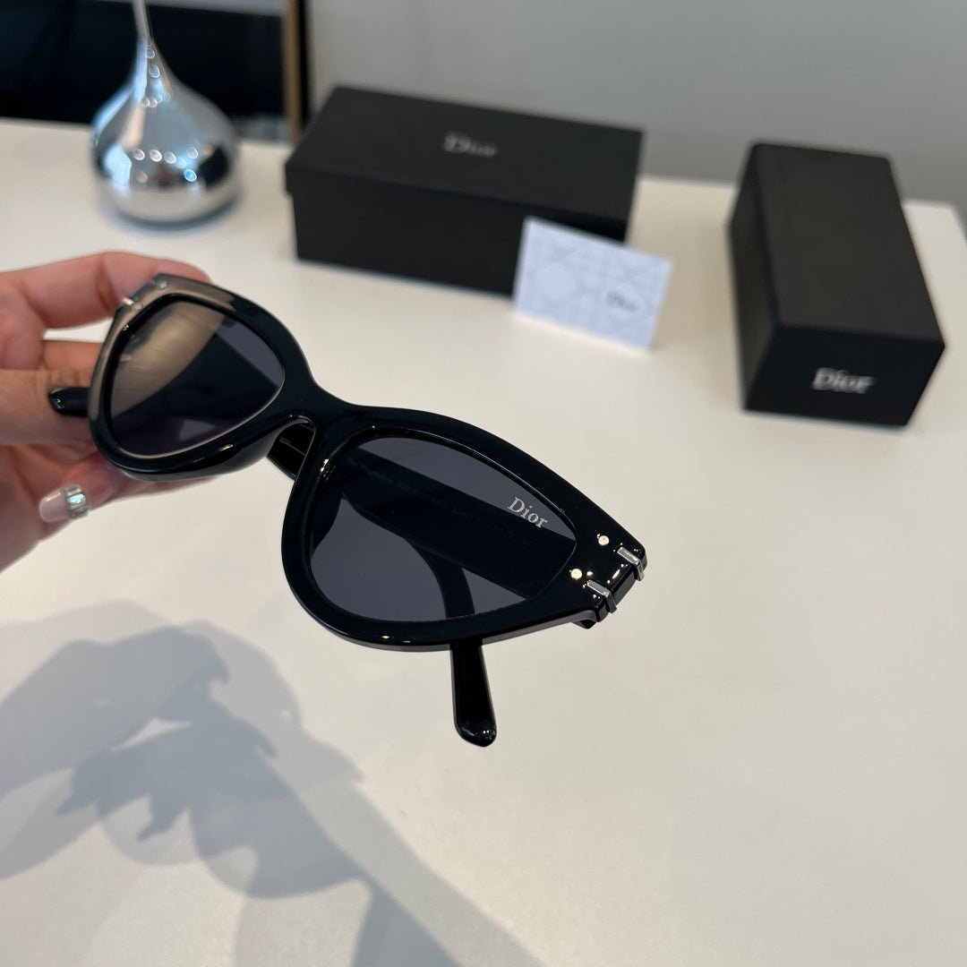 Dior Fashion Black Lens Sunglasses for Men & Women - 486811 - detail image 7