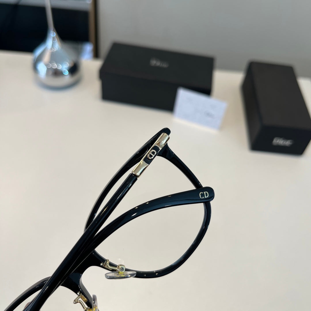 Dior Fashion Silver Lens Sunglasses for Men & Women - 371941 - detail image 7