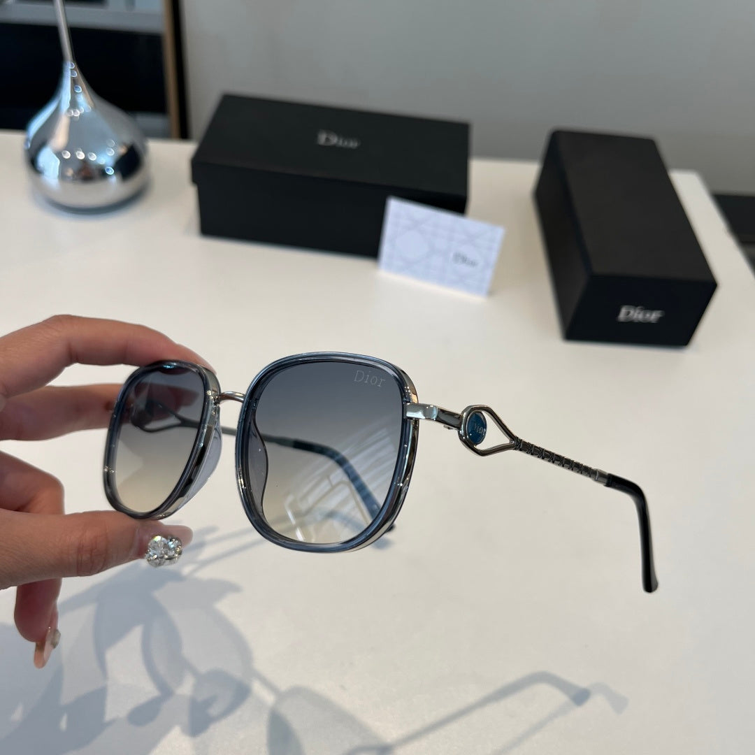 Dior Fashion Silver Lens Sunglasses for Men & Women - 371942 - detail image 3