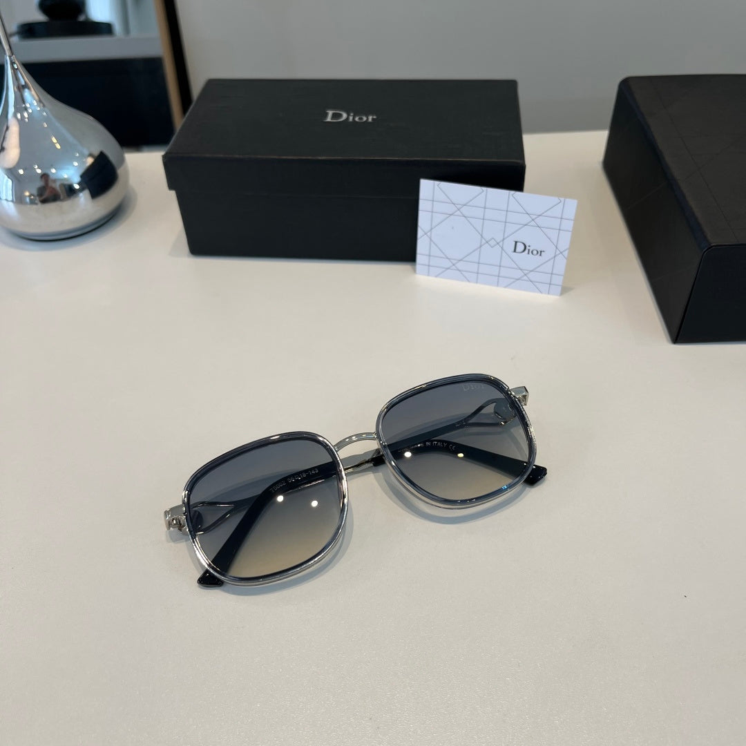 Dior Fashion Silver Lens Sunglasses for Men & Women - 486813 - detail image 4