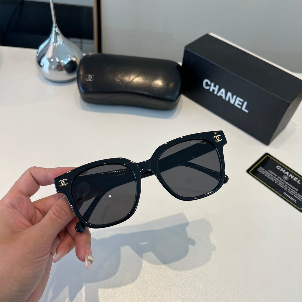 Chanel Fashion Black Lens Sunglasses for Men & Women - 371692 - detail image 6
