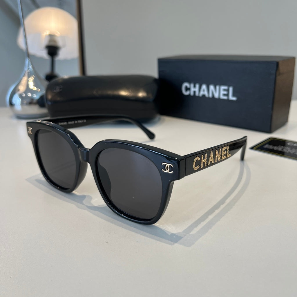 Chanel Fashion Black Lens Sunglasses for Men & Women - 371692 - detail image 3