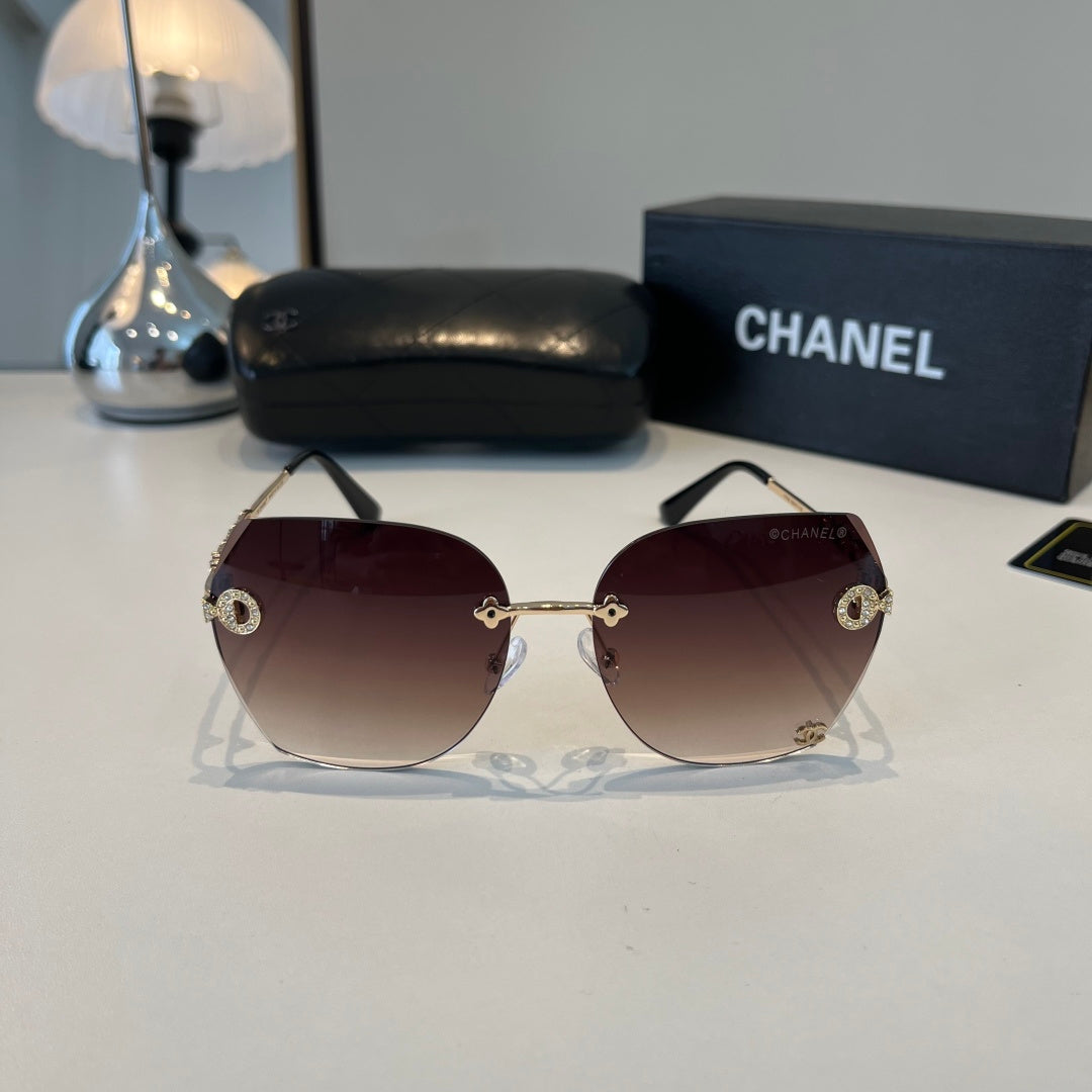 Chanel 17165 Fashion Silver Lens Sunglasses for Men & Women - 371693 - detail image 2