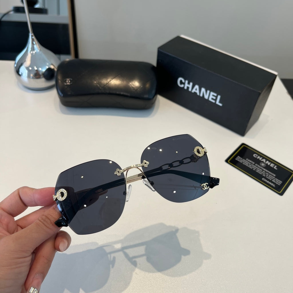 Chanel 17165 Fashion Silver Lens Sunglasses for Men & Women - detail image 6