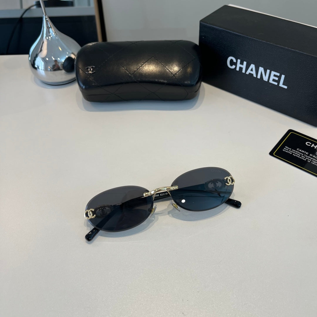 Chanel Fashion Silver Lens Sunglasses for Men & Women - 371695 - detail image 3