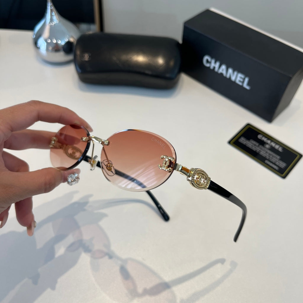 Chanel Fashion Red Lens Sunglasses for Men & Women - 371697 - detail image 3