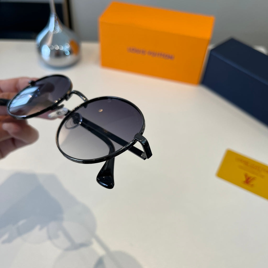 Louis Vuitton Fashion Silver Lens Sunglasses for Men & Women - 431247 - detail image 5