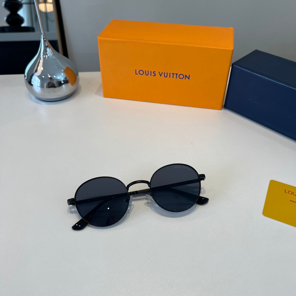 Louis Vuitton Fashion Black Lens Sunglasses for Men & Women - 431248 - detail image 4