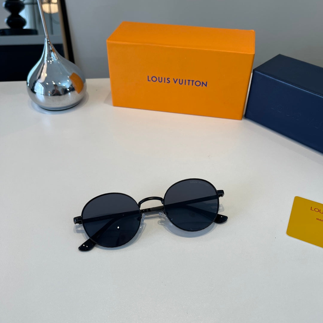 Louis Vuitton Fashion Black Lens Sunglasses for Men & Women - 431248 - detail image 4