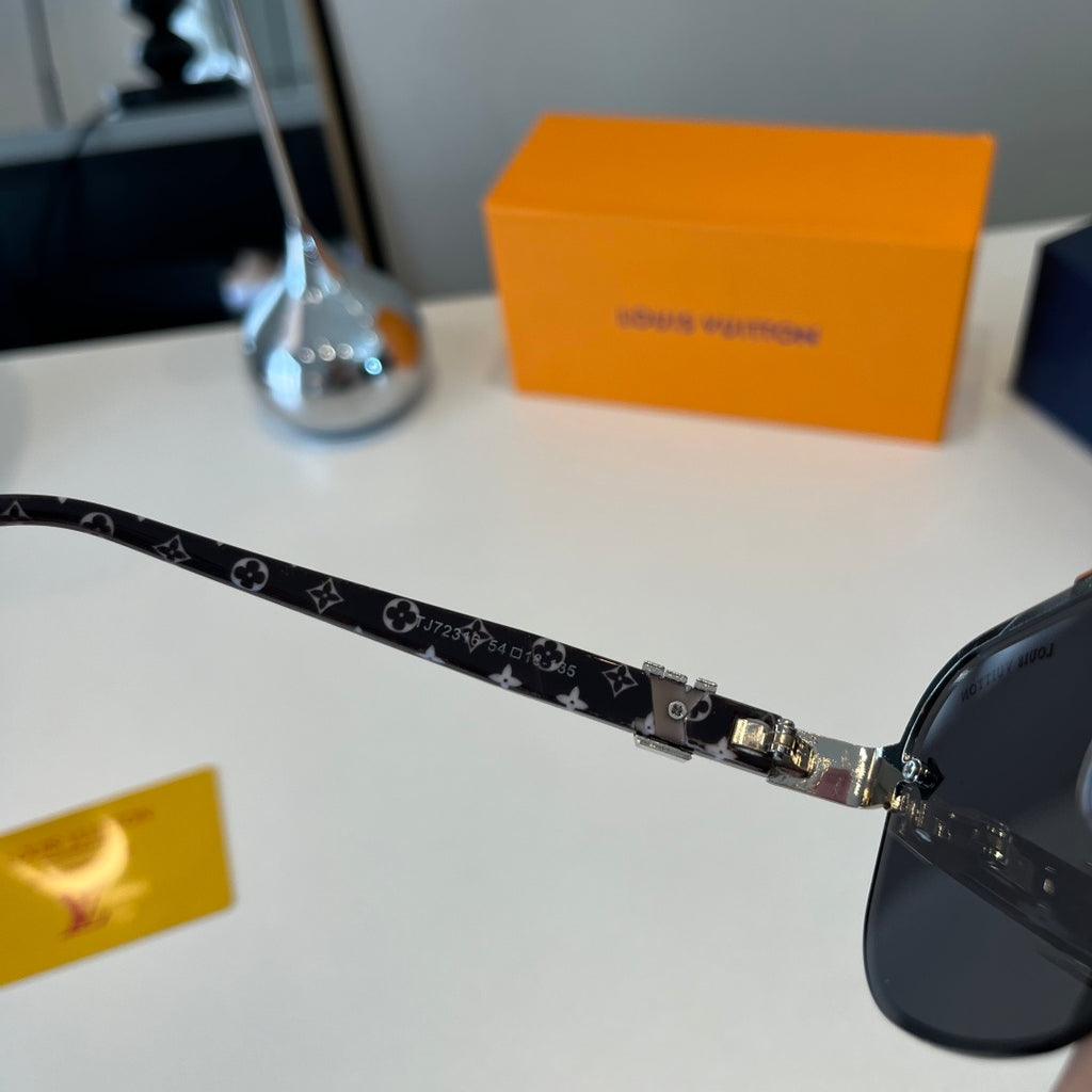 Louis Vuitton Metal Aviator Silver Lens Sunglasses for Men & Women - 431251 - detail image 9