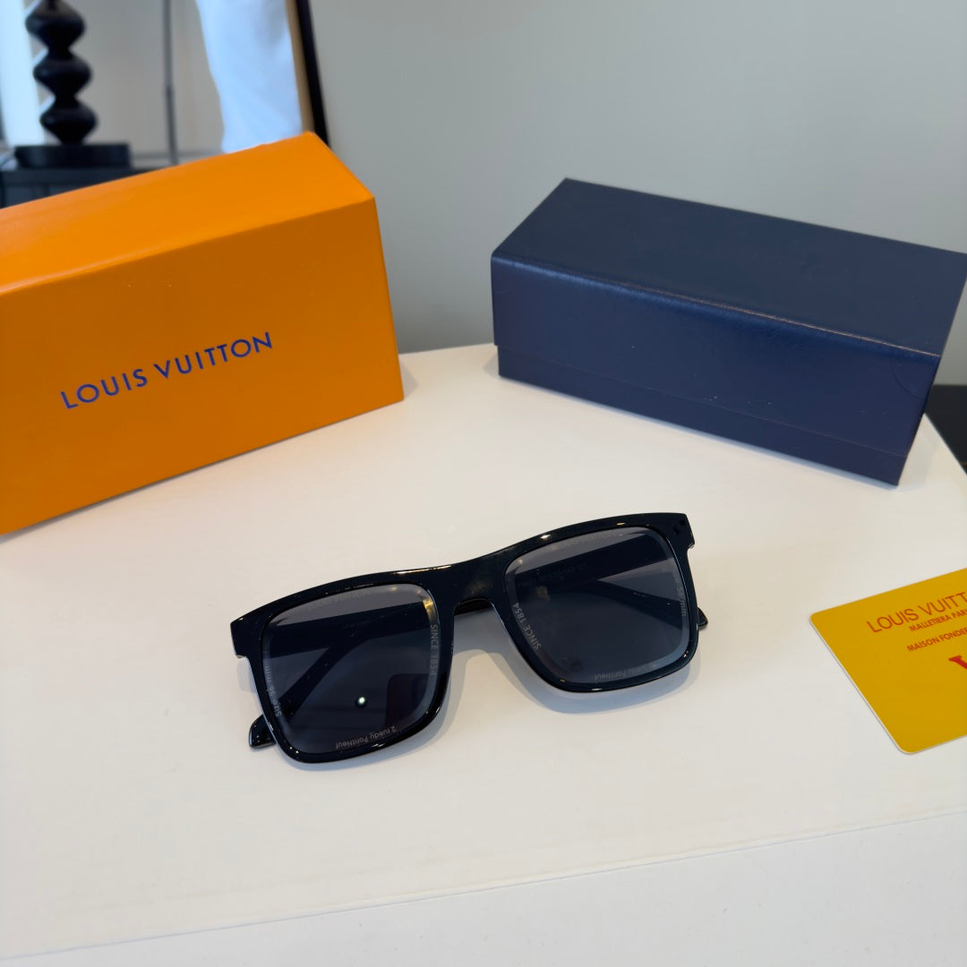 Louis Vuitton Fashion Black Lens Sunglasses for Men & Women - 371279 - detail image 5