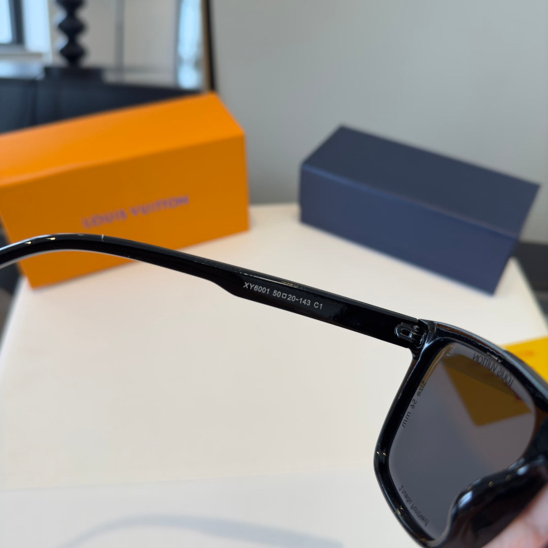 Louis Vuitton Fashion Black Lens Sunglasses for Men & Women - 371279 - detail image 9