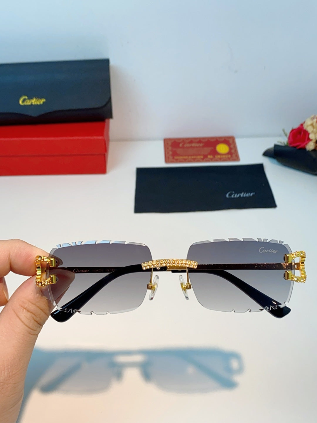 Cartier Fashion Gray Lens Sunglasses for Men & Women - 465909 - detail image 4